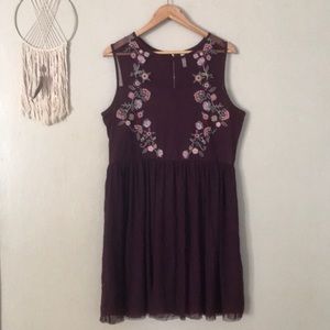 Maroon tulle dress with embroidered flowers